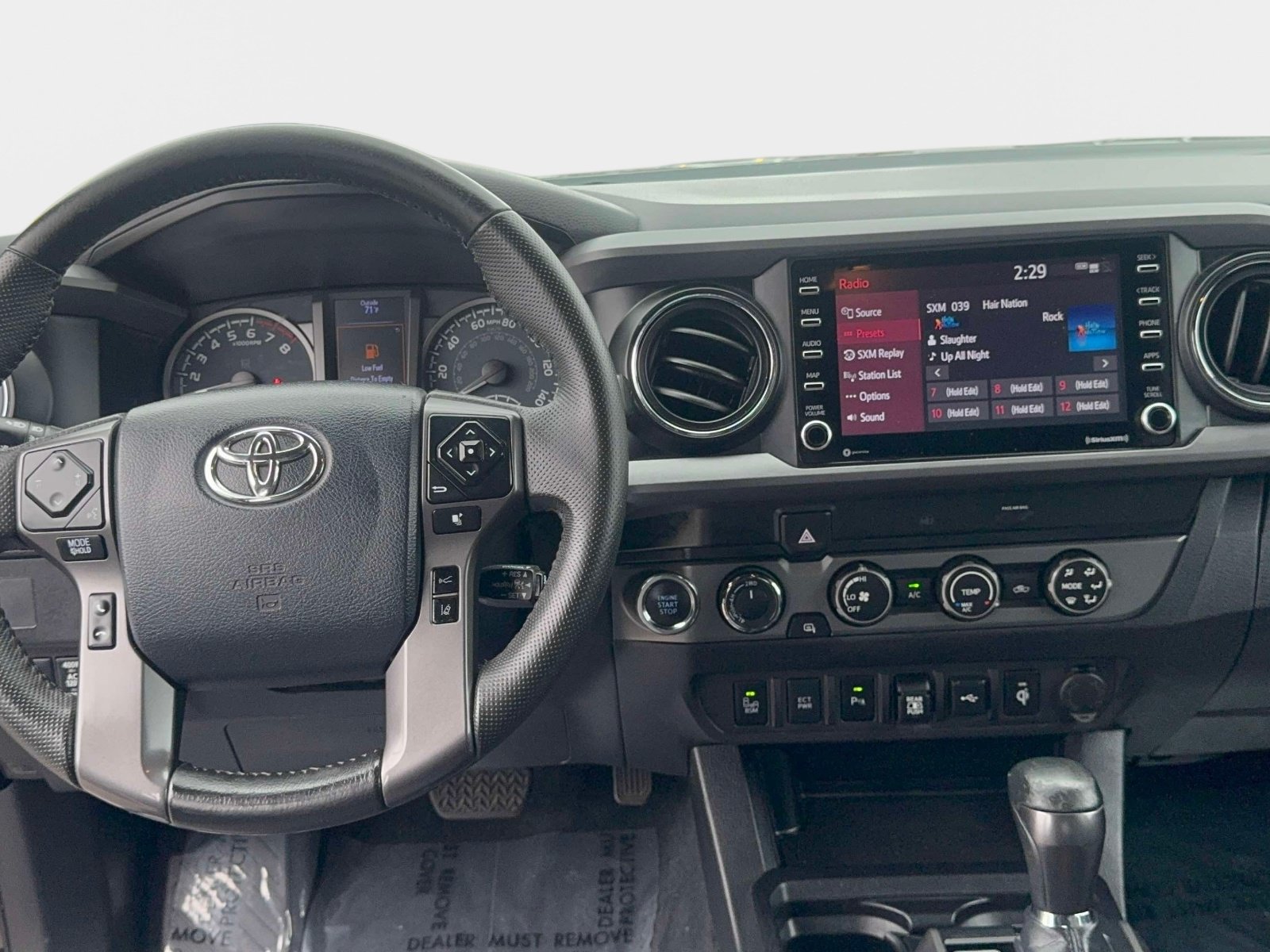 Certified 2020 Toyota Tacoma TRD Off-Road w/ Technology Package AWD/4WD image 17