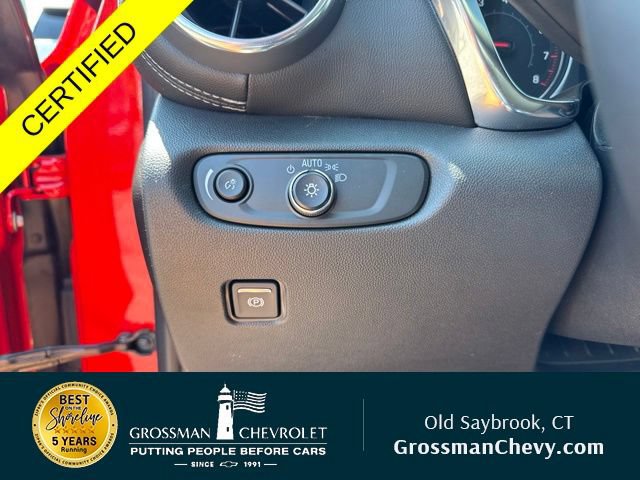 Used 2025 Chevrolet Blazer LT w/ Sound & Technology Package AWD/4WD image 17