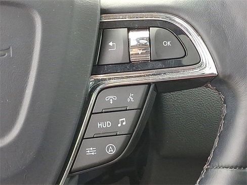 Used 2023 Lincoln Navigator Reserve image 23