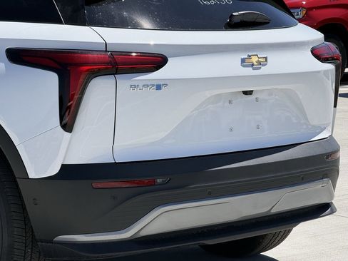 New 2026 Chevrolet Blazer EV LT w/ Super Cruise Package FWD image 6
