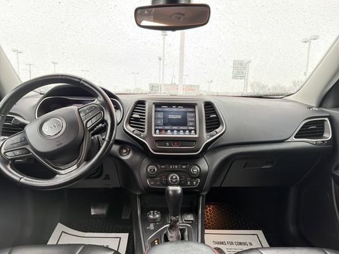 Used 2020 Jeep Cherokee Trailhawk w/ Cold Weather Group image 12