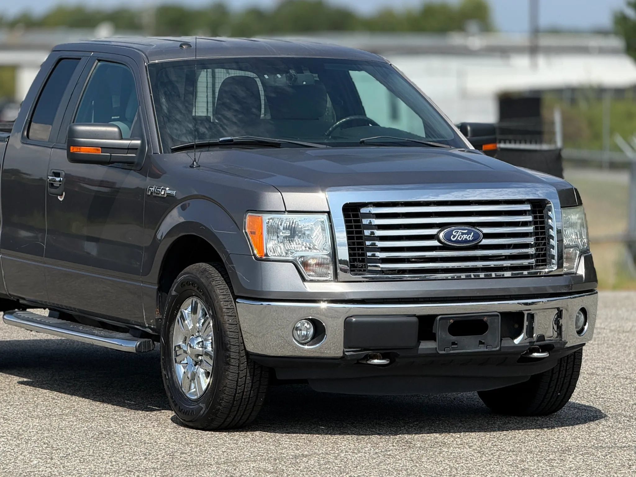 Used 2011 Ford F150 XLT w/ XLT Chrome Pkg AWD/4WD image 15
