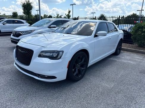 Used 2022 Chrysler 300 S RWD image 1