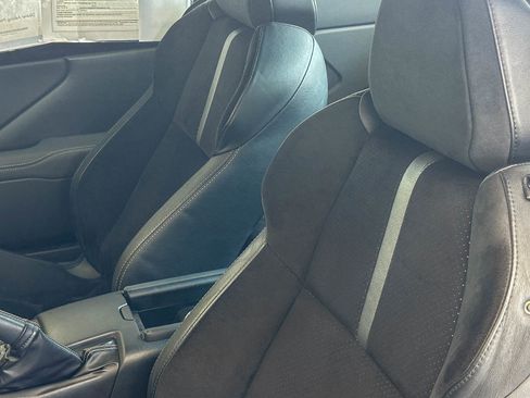 Used 2023 Toyota GR86 Premium w/ ALL Weather Mat Package (TMS) RWD image 23