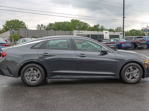 Used 2023 Kia K5 LXS FWD image 8