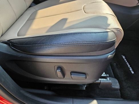 Used 2020 Hyundai Santa Fe Limited AWD/4WD image 37