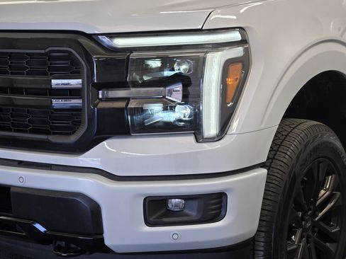 Used 2025 Ford F150 Lariat w/ Equipment Group 501A Mid image 8