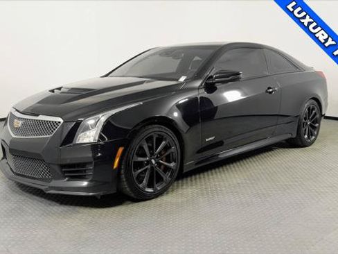 Used 2017 Cadillac ATS V w/ Luxury Package RWD image 2