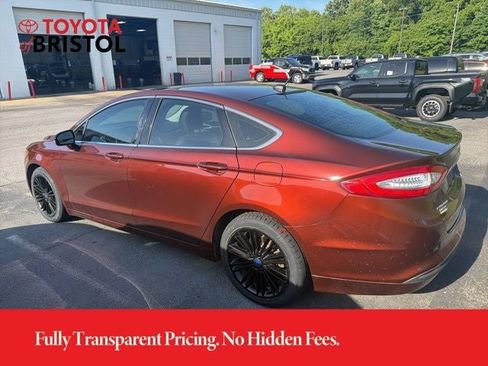 Used 2016 Ford Fusion SE w/ Equipment Group 202A FWD image 6