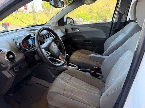 Used 2013 Chevrolet Sonic LT FWD image 7