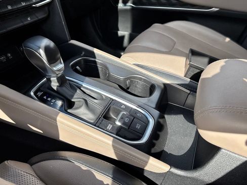 Used 2019 Hyundai Santa Fe Limited FWD image 19