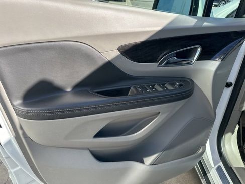 Used 2016 Buick Encore Leather image 9