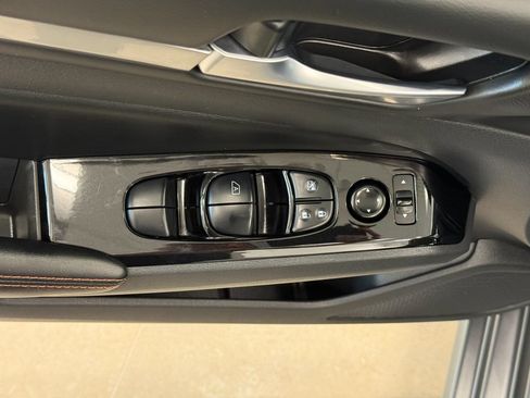 Used 2024 Nissan Altima 2.5 SR FWD image 14