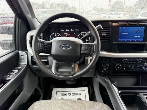 Used 2024 Ford F350 XLT image 12