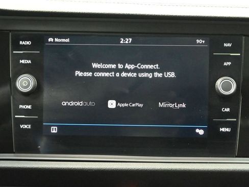 Used 2019 Volkswagen Jetta SEL Premium FWD image 10