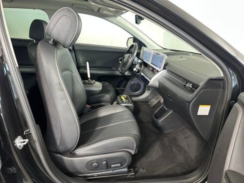 Used 2022 Hyundai Ioniq 5 Limited image 28