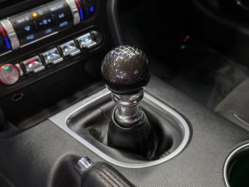 Used 2020 Ford Mustang GT Premium w/ GT Performance Package RWD image 4