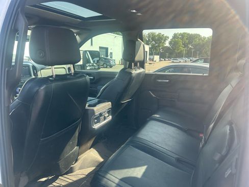 Used 2021 GMC Sierra 2500 Denali w/ Denali Ultimate Package AWD/4WD image 10