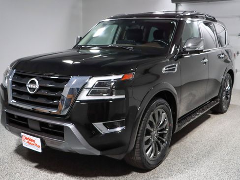 Used 2023 Nissan Armada Platinum w/ Cargo Package AWD/4WD image 37