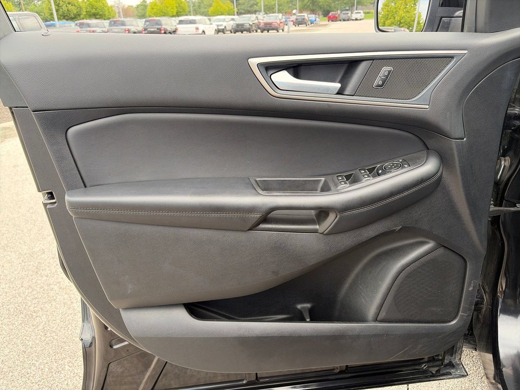 Used 2024 Ford Edge SEL w/ Convenience Package AWD/4WD image 13