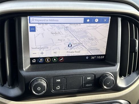 Used 2022 GMC Canyon Denali image 40