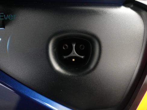 Used 2023 Tesla Model 3 Standard Range RWD image 10