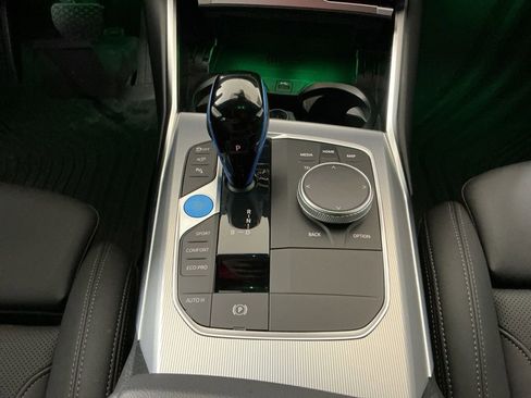 Certified 2023 BMW i4 eDrive35 w/ Premium Package RWD image 9