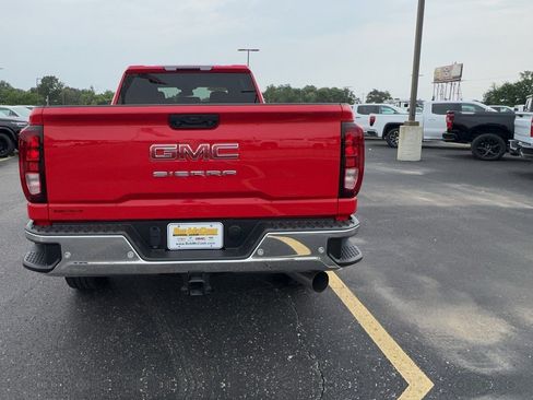 Certified 2024 GMC Sierra 2500 Pro AWD/4WD image 4
