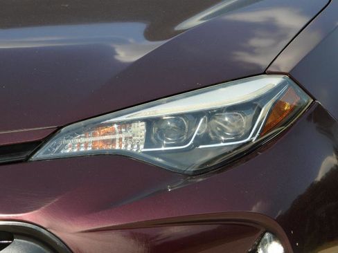 Used 2017 Toyota Corolla SE 50th Anniversary image 4