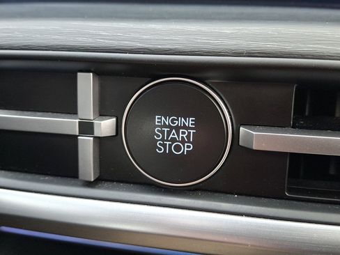 Certified 2024 Hyundai Santa Fe Limited image 23