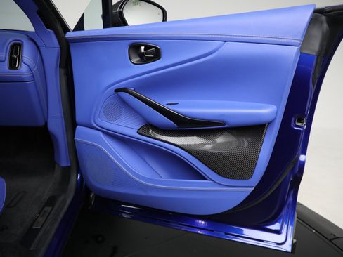 Used 2024 Aston Martin DBX 707 image 37