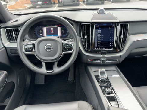 Used 2023 Volvo XC60 T8 Polestar image 28