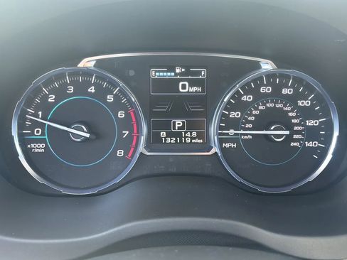 Used 2018 Subaru Forester 2.5i Premium AWD/4WD image 2