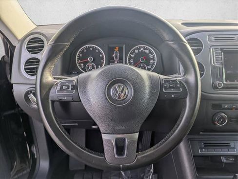 Used 2017 Volkswagen Tiguan Wolfsburg Edition image 13