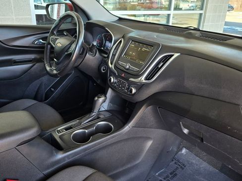 Used 2019 Chevrolet Equinox LT image 17