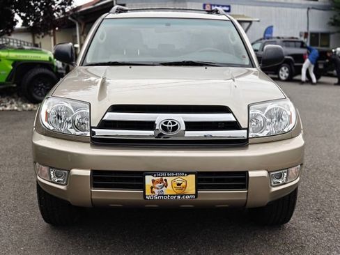 Used 2005 Toyota 4Runner SR5 image 2