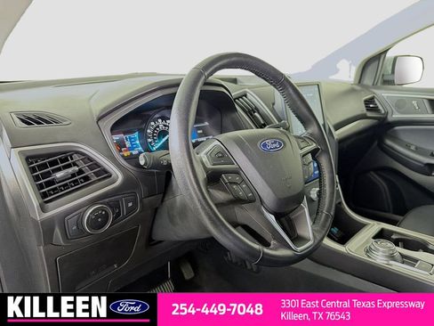 Used 2023 Ford Edge SEL AWD/4WD image 10