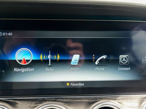 Used 2018 Mercedes-Benz E 400 4MATIC Wagon image 57