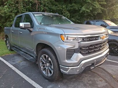 Used 2025 Chevrolet Silverado 1500 LT w/ Safety Package
