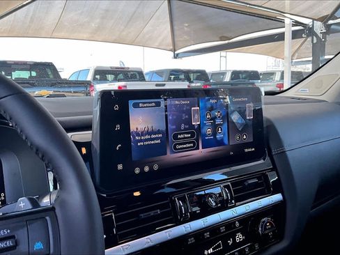 New 2026 Nissan Pathfinder Platinum image 16