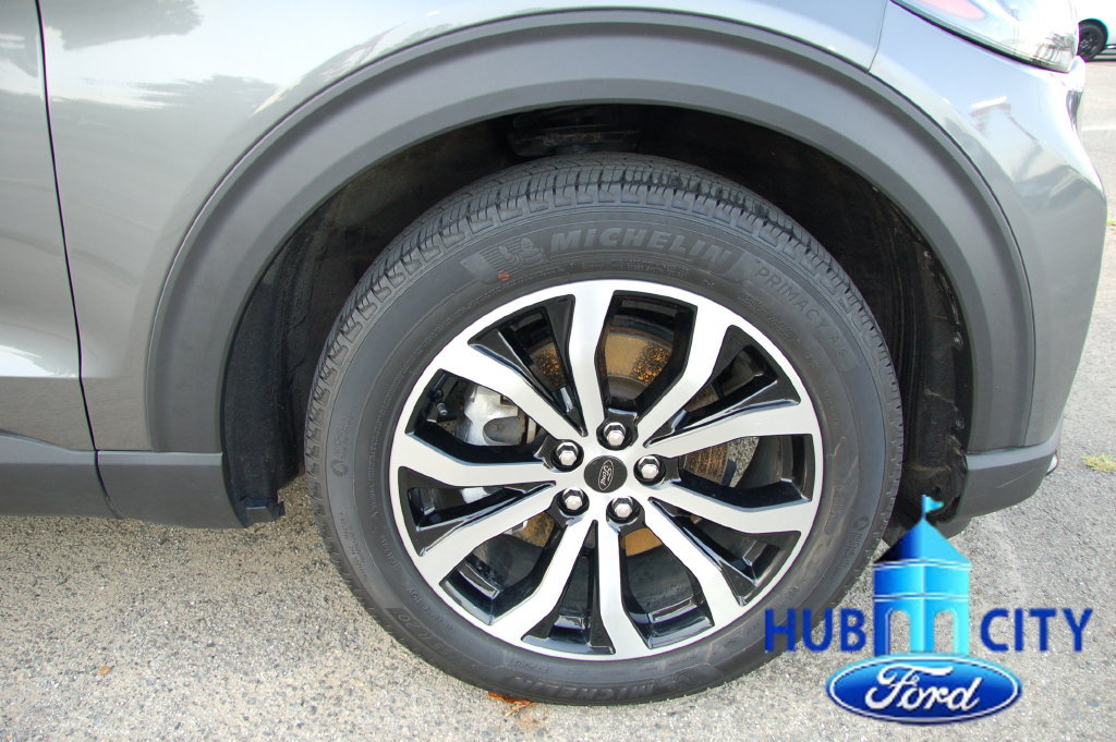 Used 2025 Ford Explorer ST-Line RWD image 9