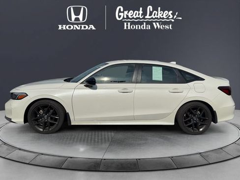 Used 2025 Honda Civic Sport image 2