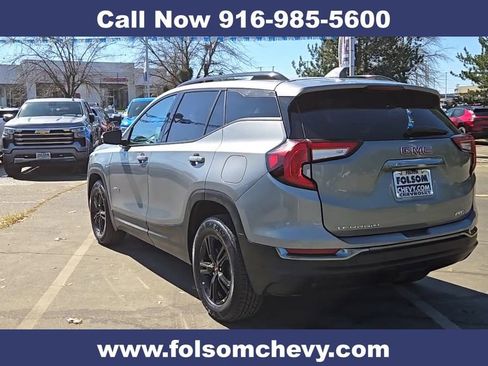 Used 2024 GMC Terrain AT4 image 9