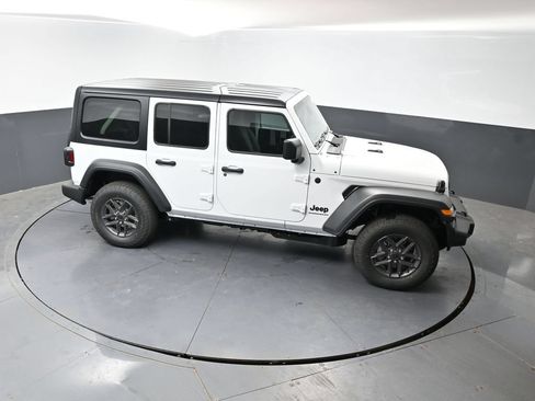 New 2026 Jeep Wrangler Unlimited Sport AWD/4WD image 30