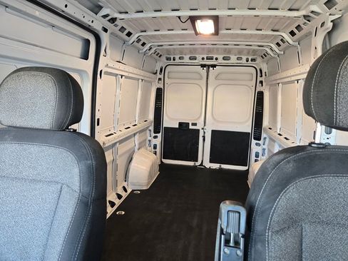 Used 2023 RAM ProMaster 2500 FWD image 34
