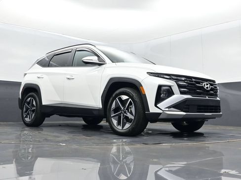 Used 2025 Hyundai Tucson SEL AWD/4WD image 10