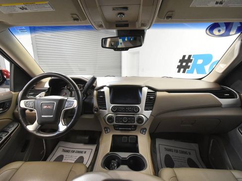 Used 2016 GMC Yukon SLT w/ HD Trailering Package image 17