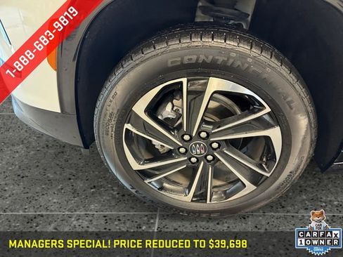 Certified 2025 Buick Enclave Sport Touring AWD/4WD image 26