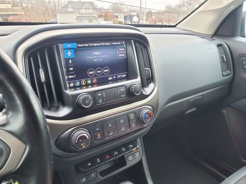 Used 2022 Chevrolet Colorado Z71 image 30