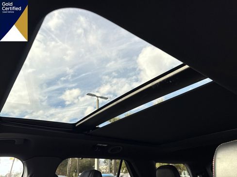 Used 2025 Ford Explorer ST image 26